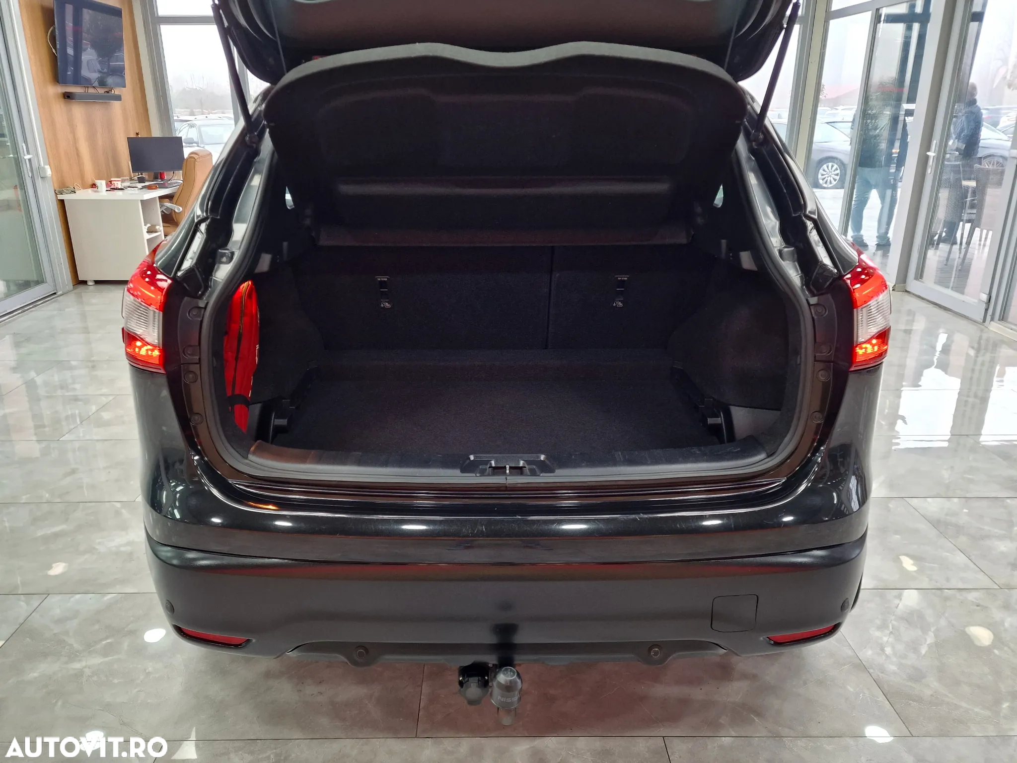 Nissan Qashqai 1.6 DCI Start/Stop X-TRONIC N-Connecta - 12