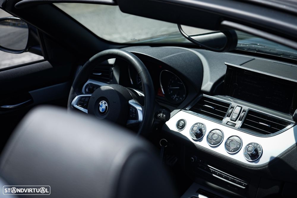 BMW Z4 sDrive20i - 39