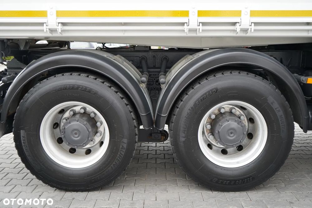 Mercedes-Benz AROCS 2658 / WYWROTKA 3 STRONNA / ŁADOWNOŚĆ 14 TON / ALUFELGI  / EURO 6 / - 25