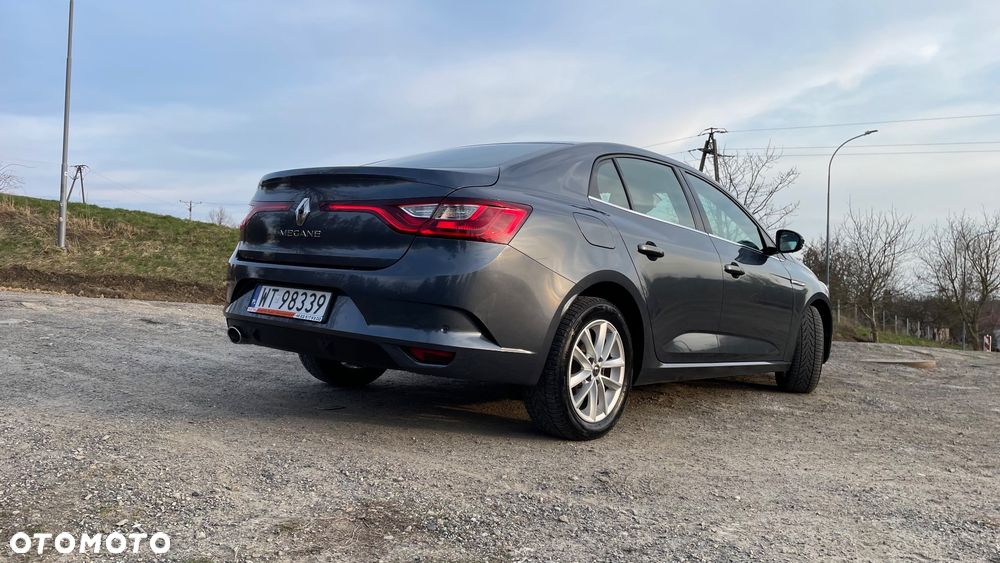 Renault Megane 1.5 Blue dCi Intens - 32