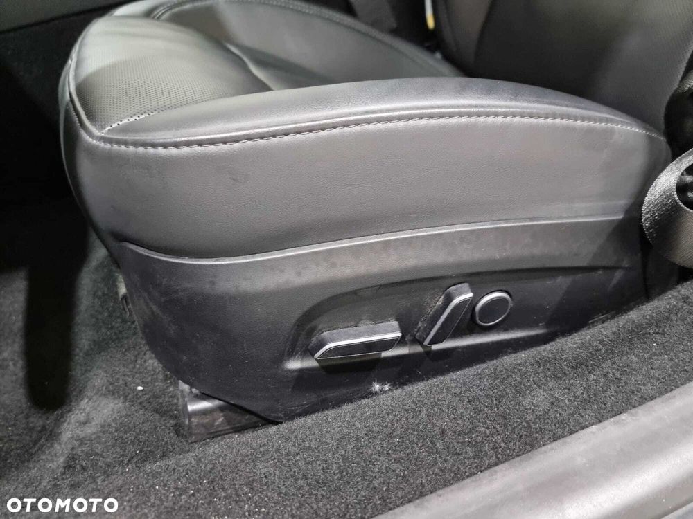 Tesla Model 3 - 20