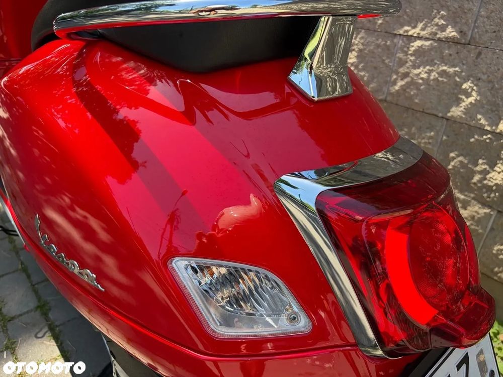 Vespa GTS - 8