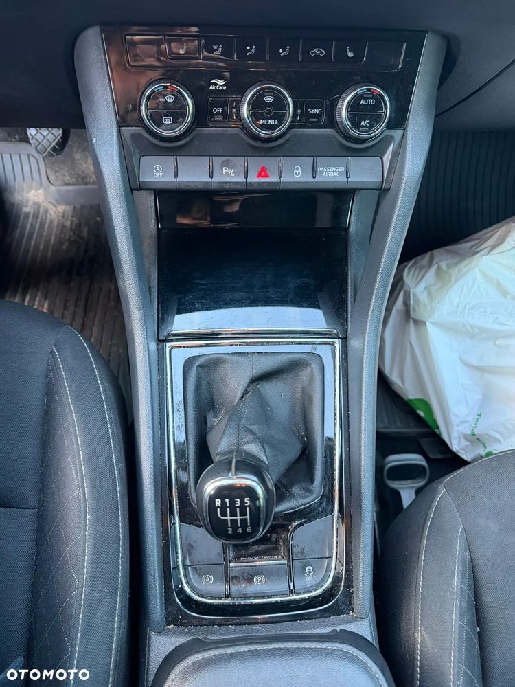 Skoda Karoq 1.6 TDI 4x2 Ambition - 20