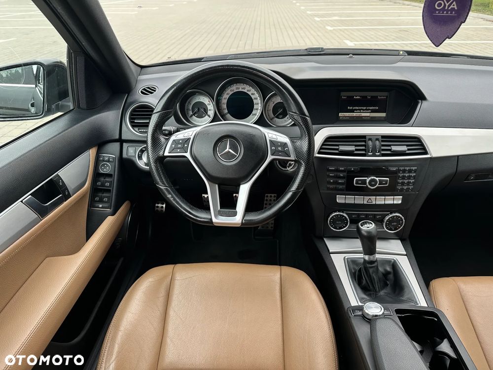 Mercedes-Benz Klasa C 200 CDI Avantgarde Edition - 19