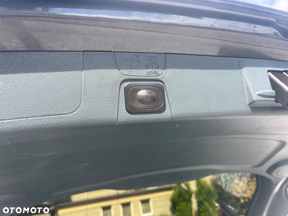 Ford C-MAX 1.0 EcoBoost Start-Stopp-System Titanium - 22