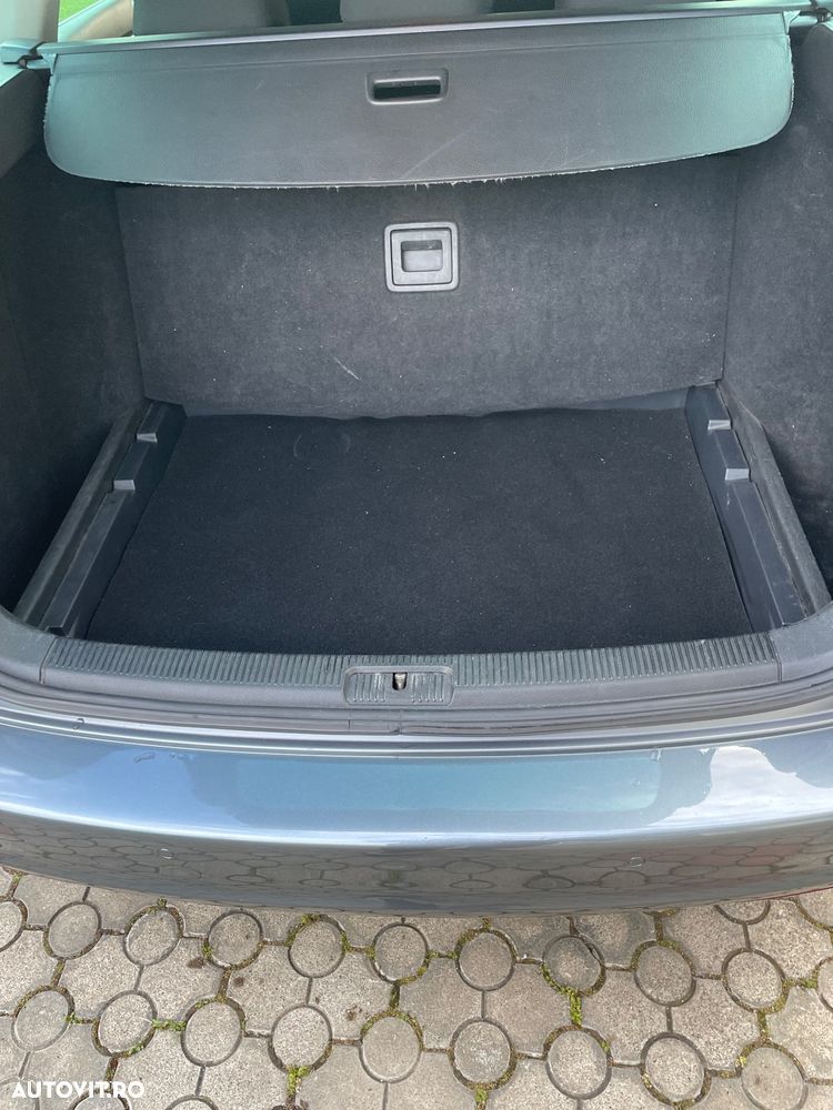 Volkswagen Golf - 16