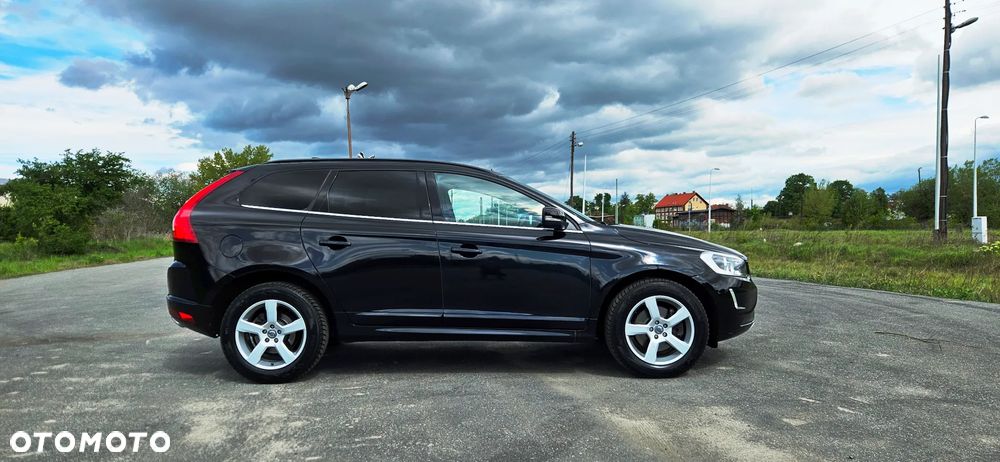 Volvo XC 60 D4 Geartronic Momentum - 12