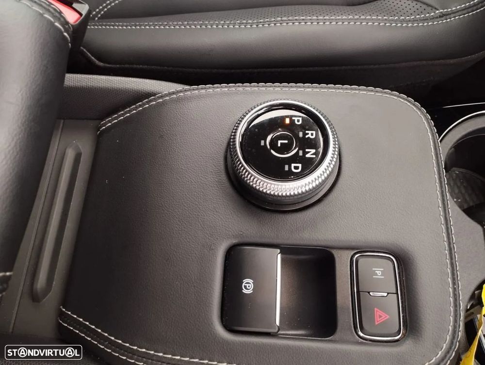 Ford Mustang Mach-E - 20