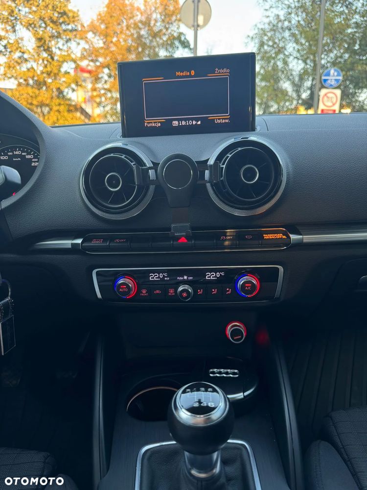 Audi A3 3-drzwiowe 1.4 TFSI Ambition - 20
