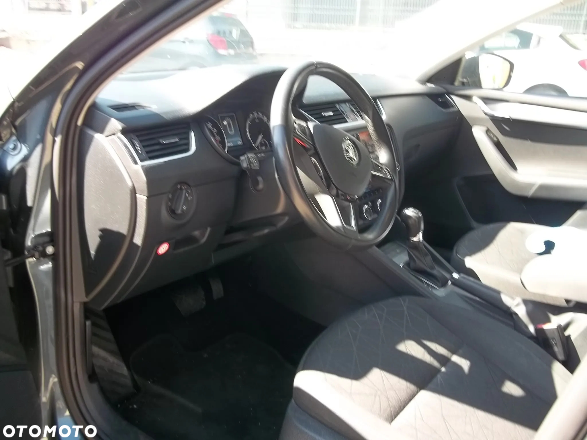 Skoda Octavia 2.0 TDI DSG Clever - 17