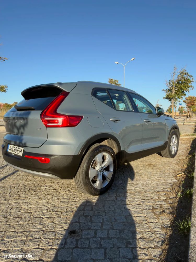 Volvo XC 40 1.5 T3 Momentum Plus - 9