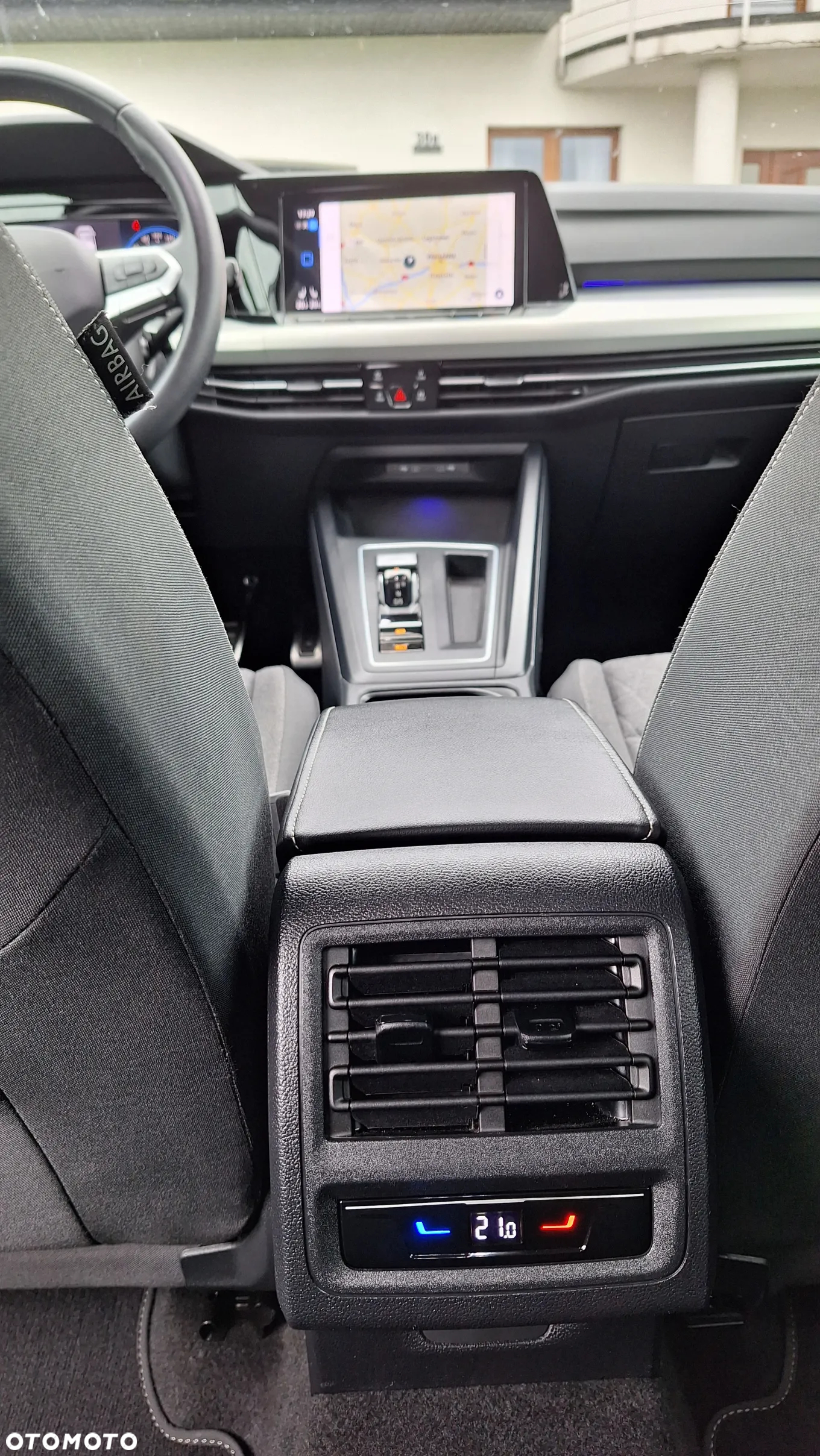 Volkswagen Golf 2.0 TDI SCR DSG Move - 21