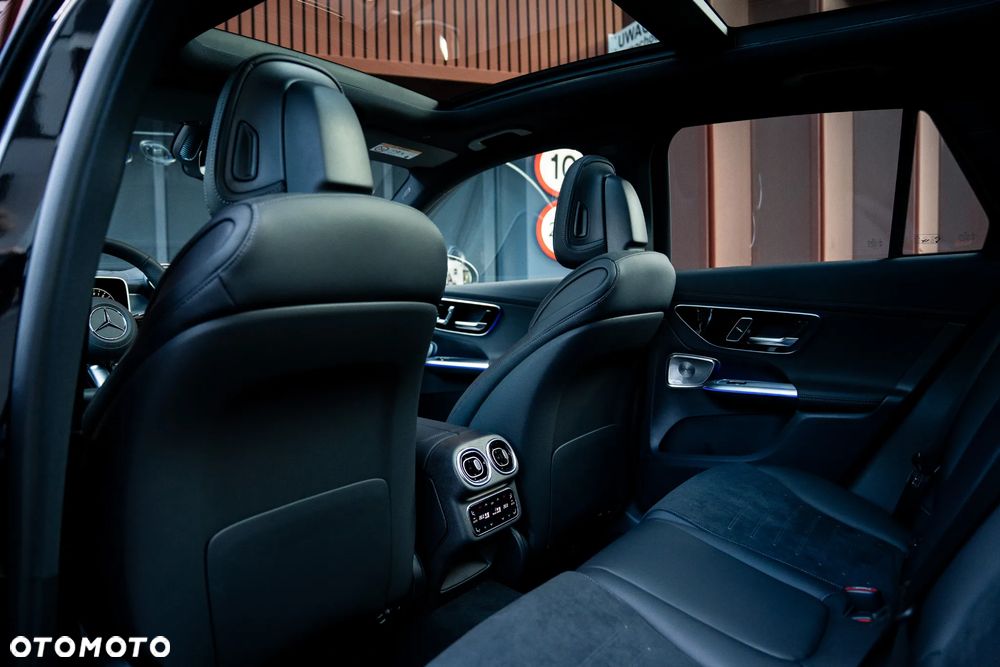 Mercedes-Benz GLC 300 mHEV 4-Matic AMG Line - 16