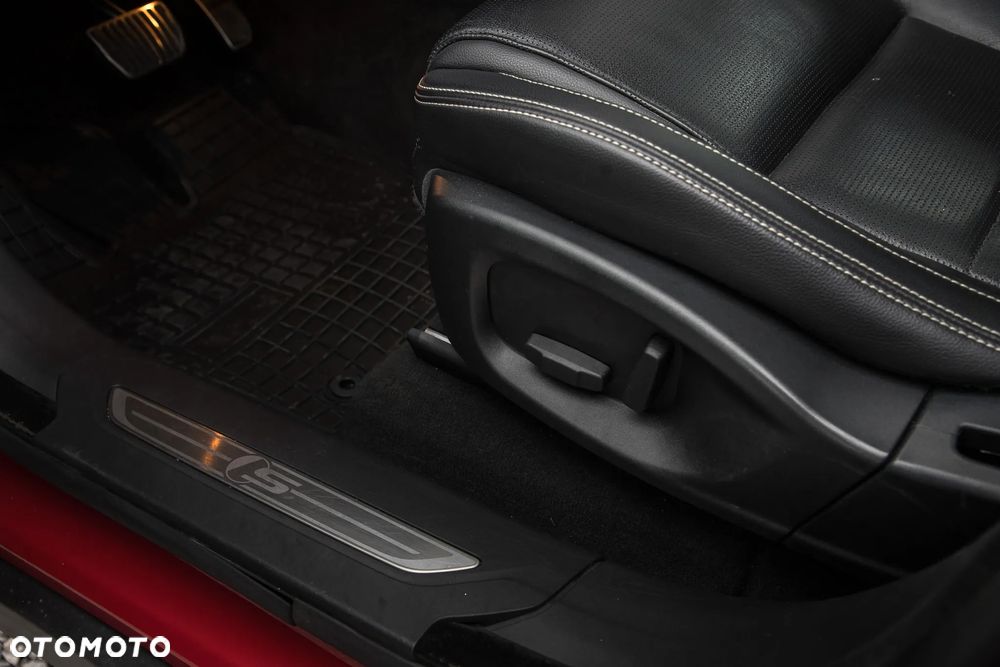 Jaguar F-Pace 3.0 TDV6 AWD S - 38