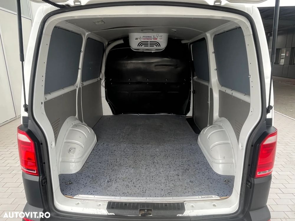 Volkswagen Transporter - 16