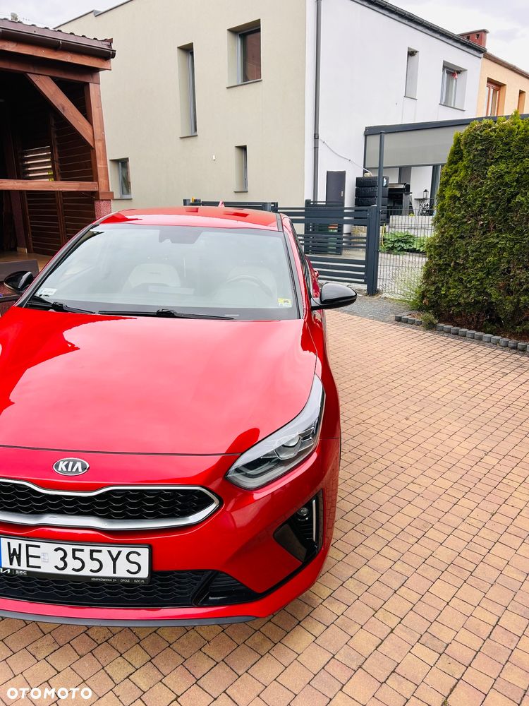 Kia ProCeed - 2
