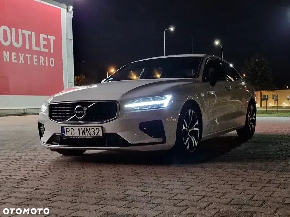 Volvo S60 T4 R-Design - 1