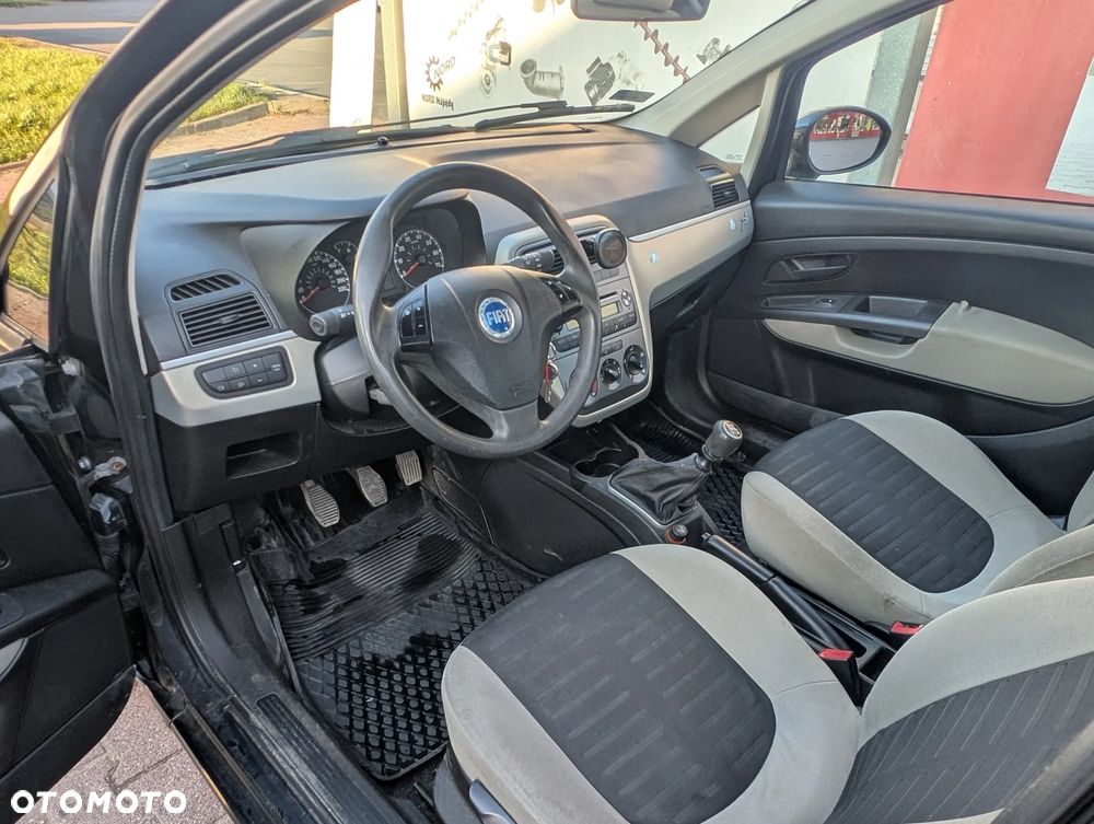 Fiat Punto 1.2 8V Active - 6