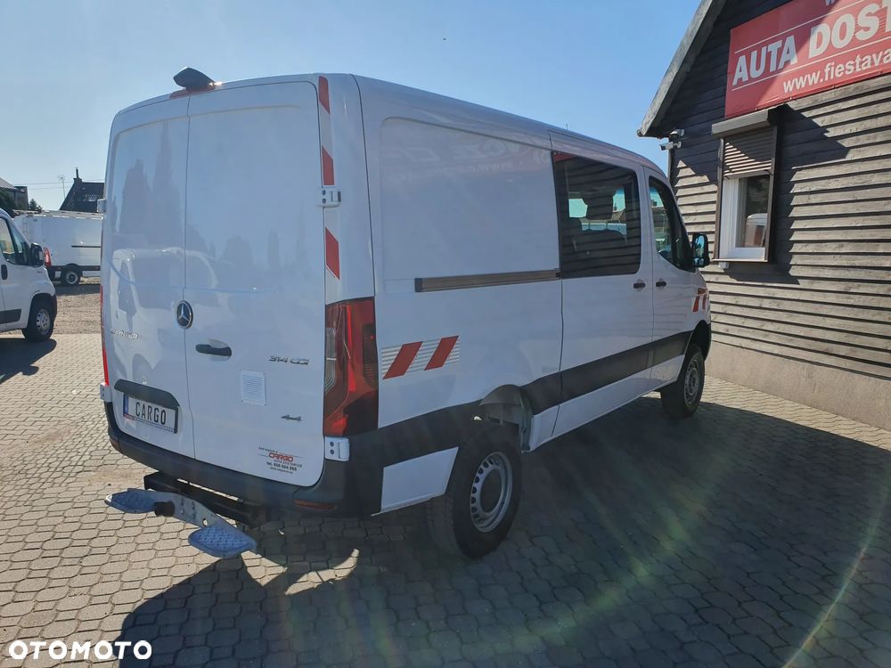 Mercedes-Benz Sprinter - 5