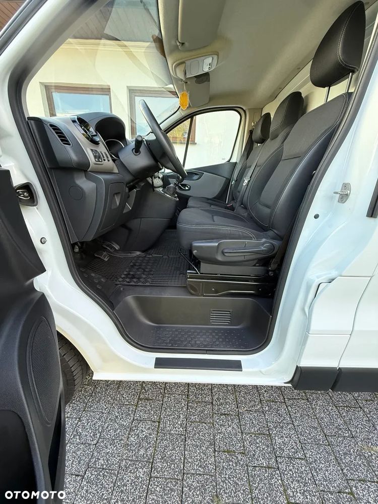 Renault Trafic - 20