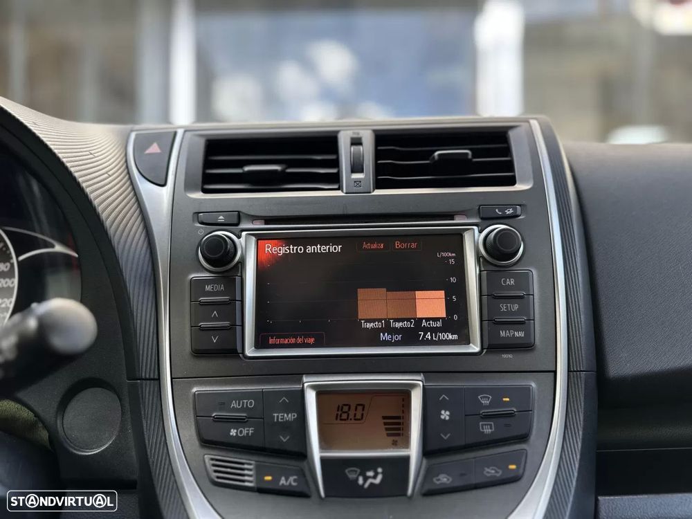 Toyota Verso-S 1.33 VVT-i Exclusive+Navi - 20