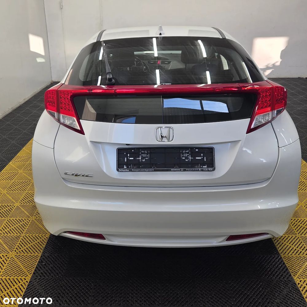 Honda Civic 1.8 Executive NAVI - 4