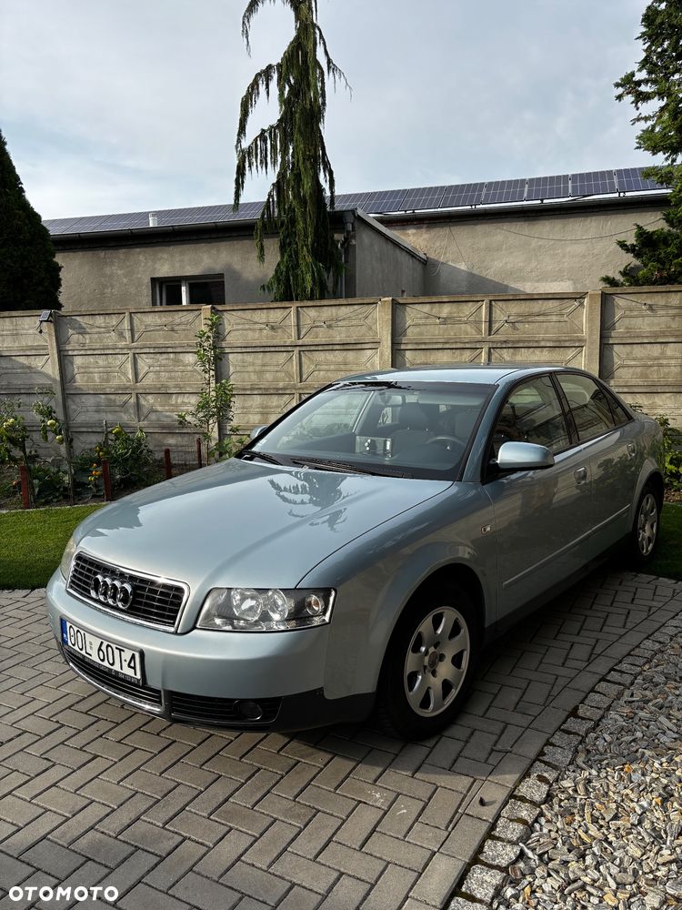Audi A4 Limousine 2 - 1