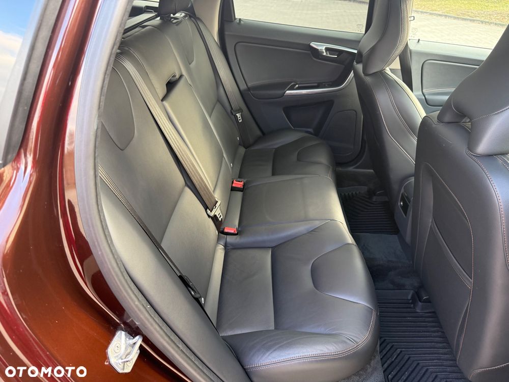 Volvo XC 60 D4 Drive-E Summum - 26
