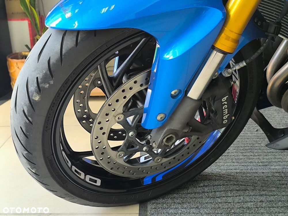 Suzuki GSX - 10