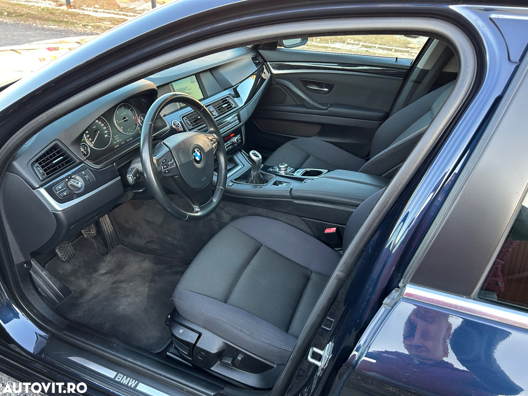 BMW Seria 5 520d - 5