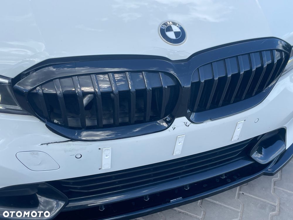 BMW Seria 3 318d Sport Line - 6