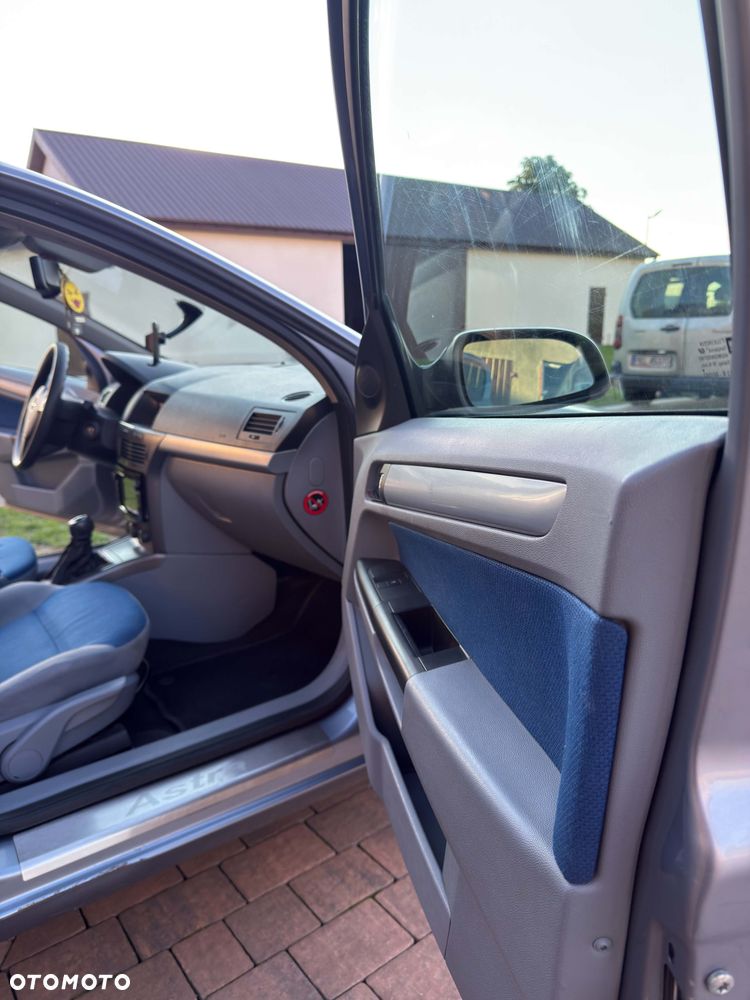 Opel Astra 1.8 Enjoy - 15