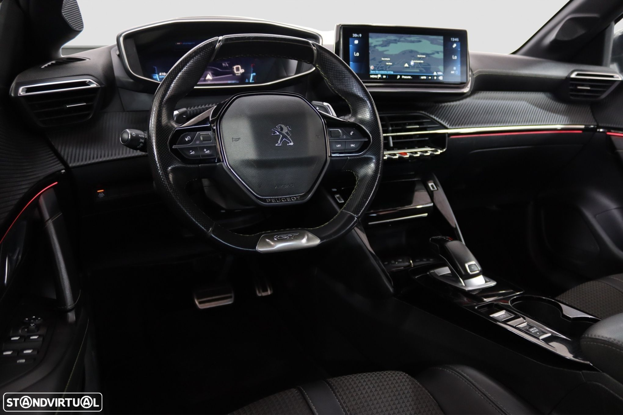 Peugeot 208 - 4