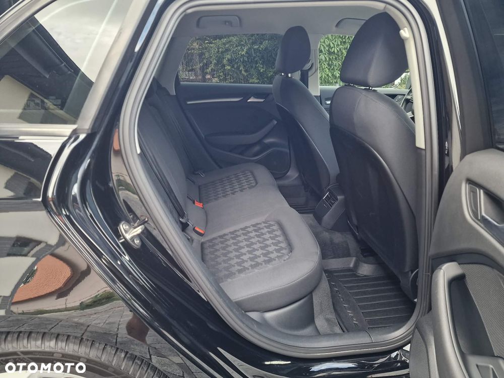 Audi A3 Sportback 2.0 TDI - 17