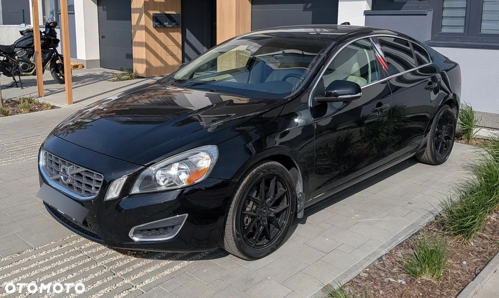 Volvo S60 - 4