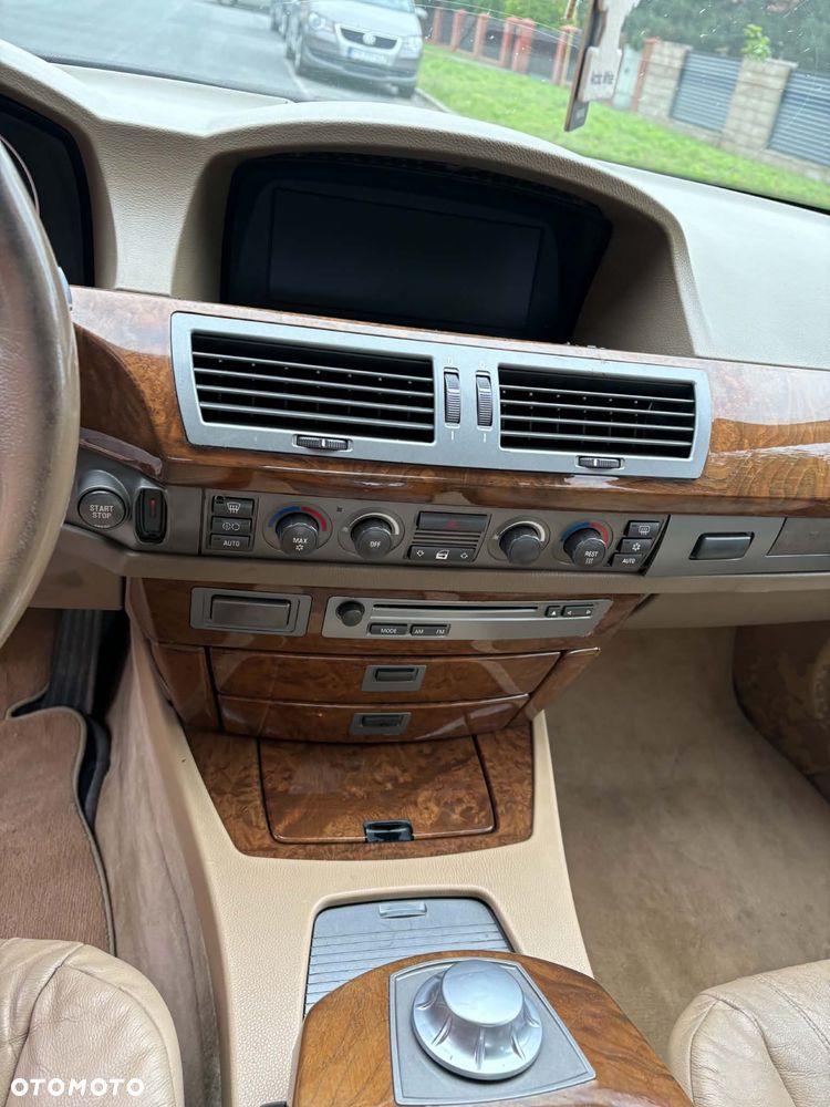 BMW Seria 7 730d - 14