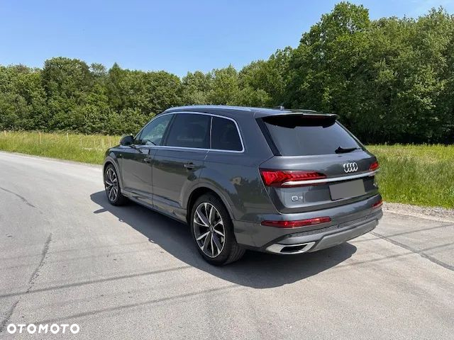 Audi Q7 - 2
