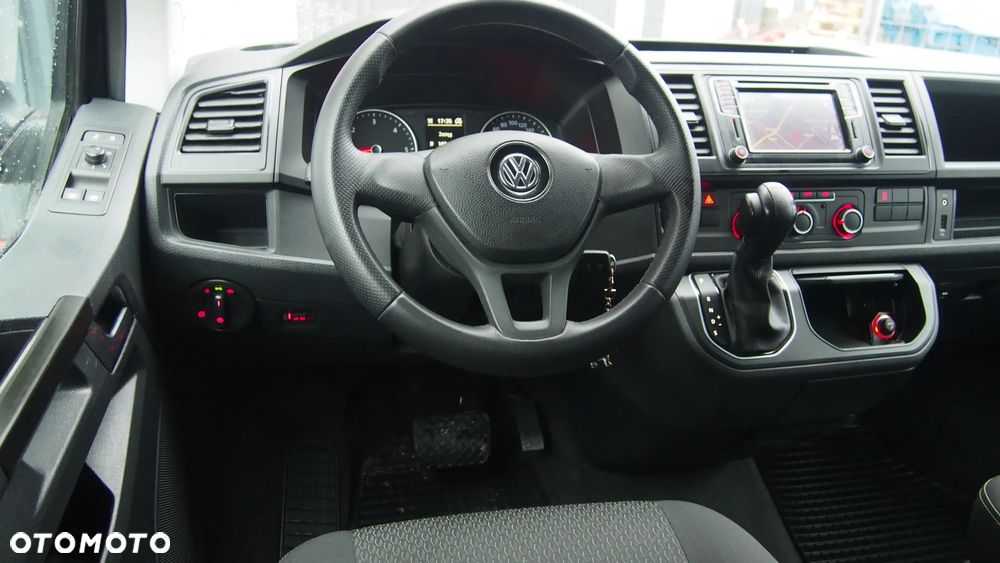 Volkswagen Multivan 2.0 TDI L1 Trendline 4Motion DSG - 21