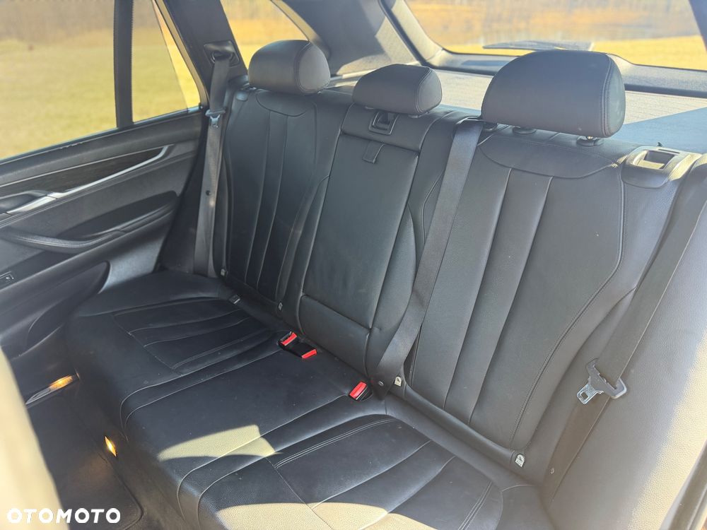 BMW X5 xDrive25d Sport-Aut - 23