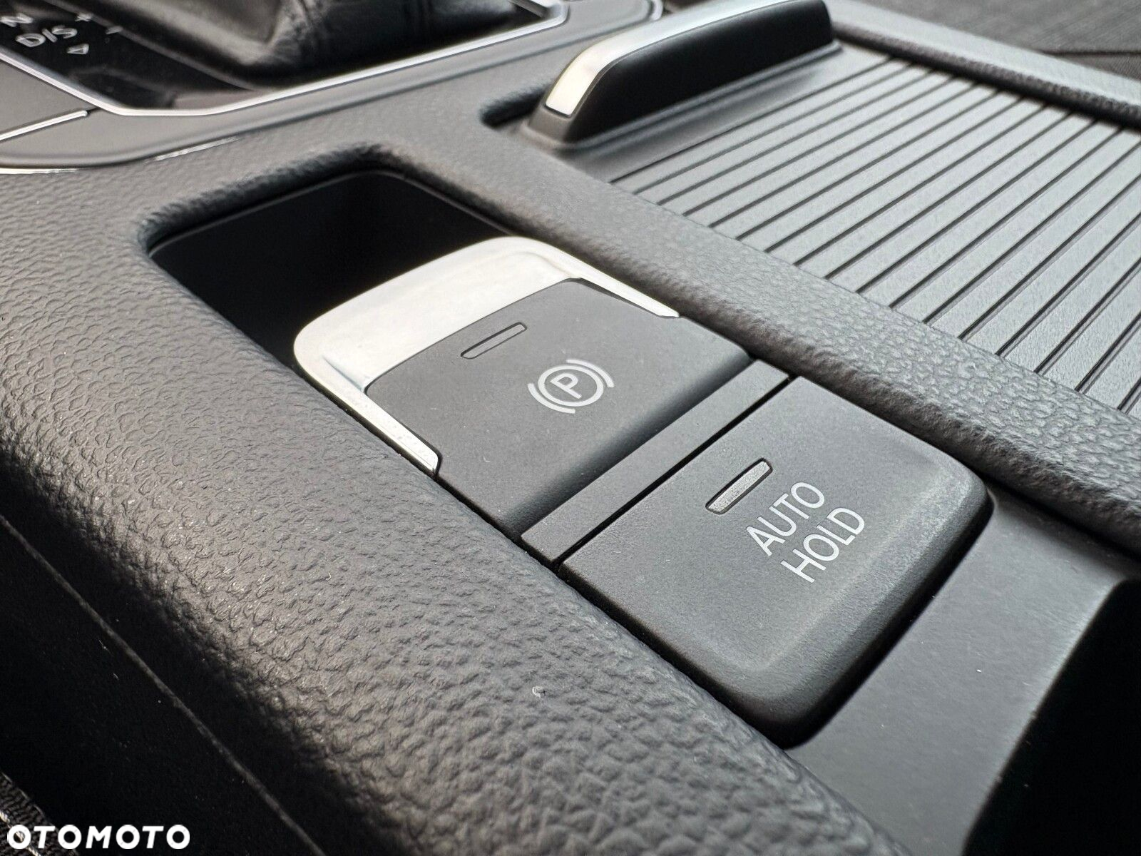 Volkswagen Passat - 26