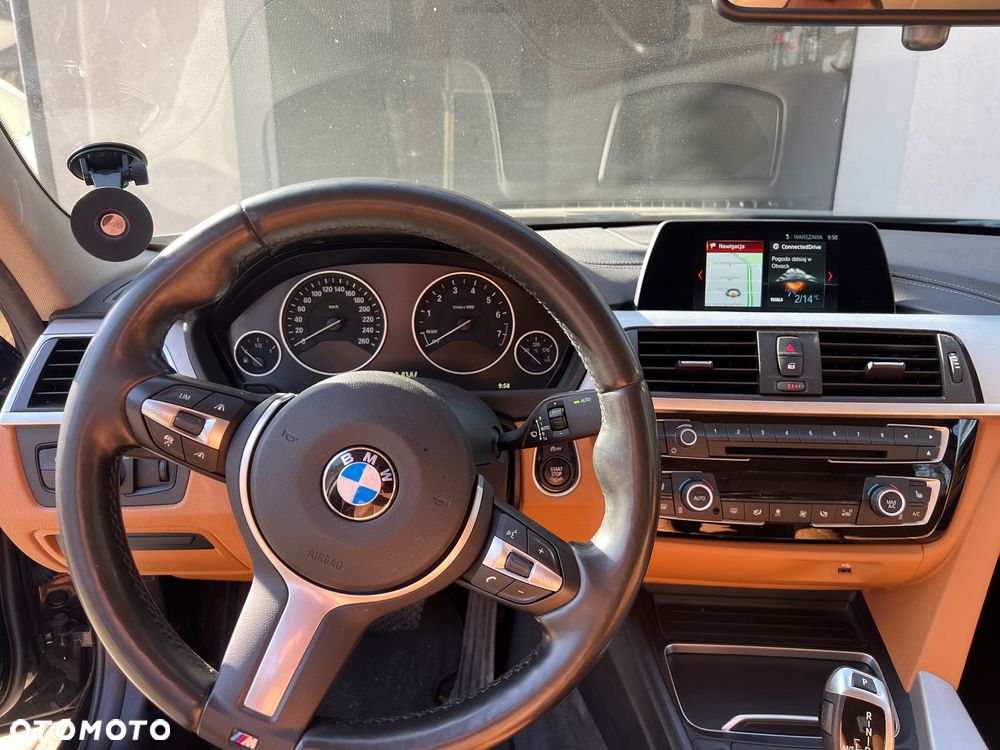 BMW Seria 3 330i xDrive Luxury Line - 9