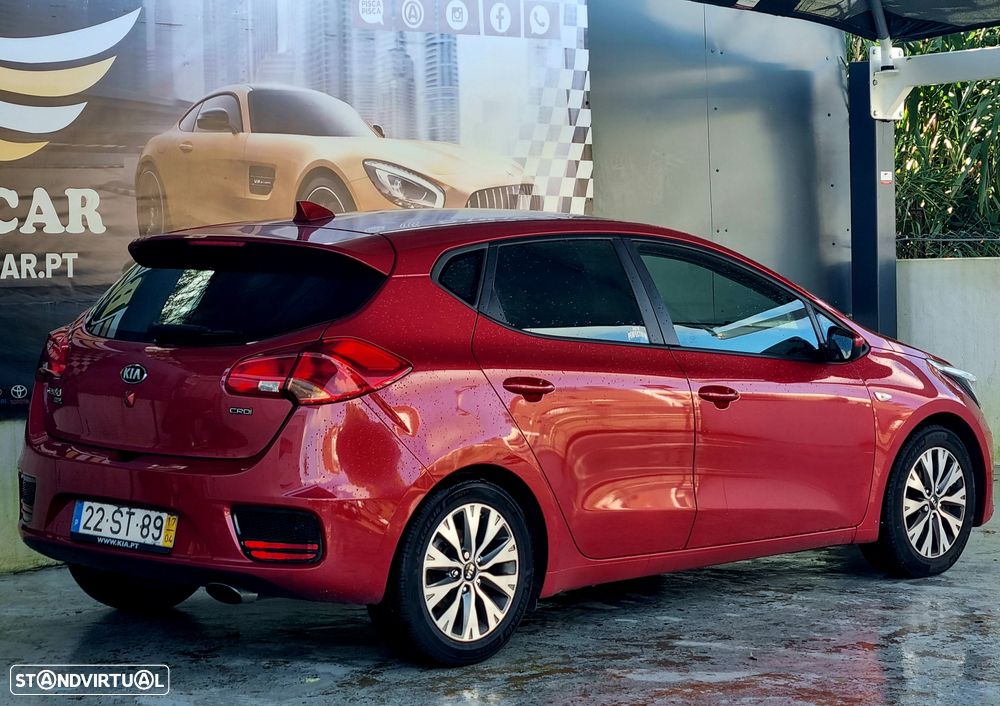 Kia Ceed 1.4 CRDi Nav Line - 6