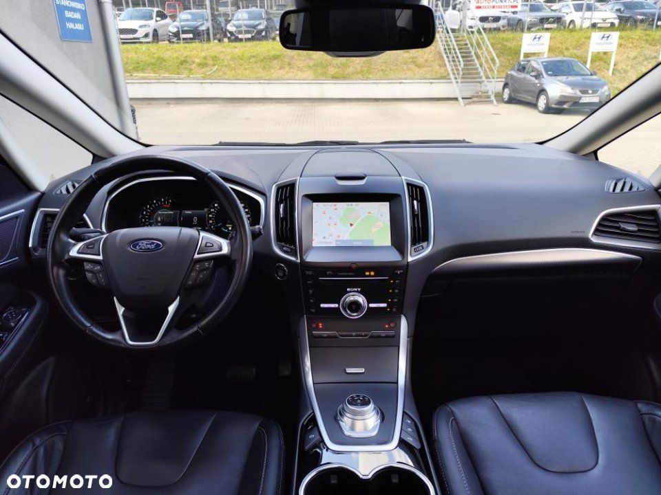 Ford S-Max - 15