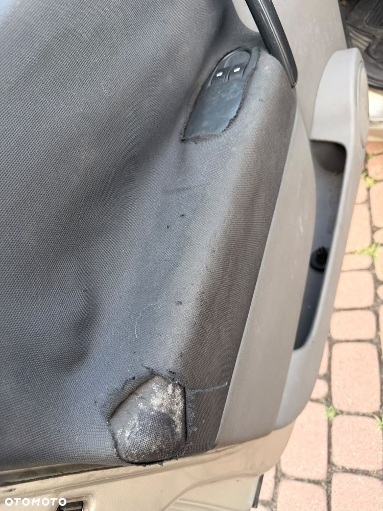 Renault Scenic 1.6 16V Expression - 6