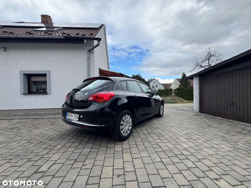 Opel Astra 1.6 Style - 9