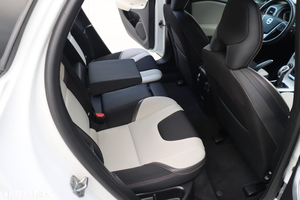 Volvo V40 - 11
