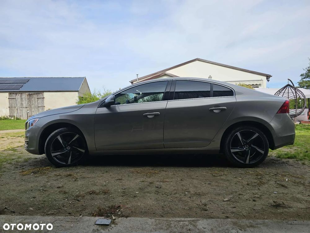 Volvo S60 2.5 T5 AWD - 14