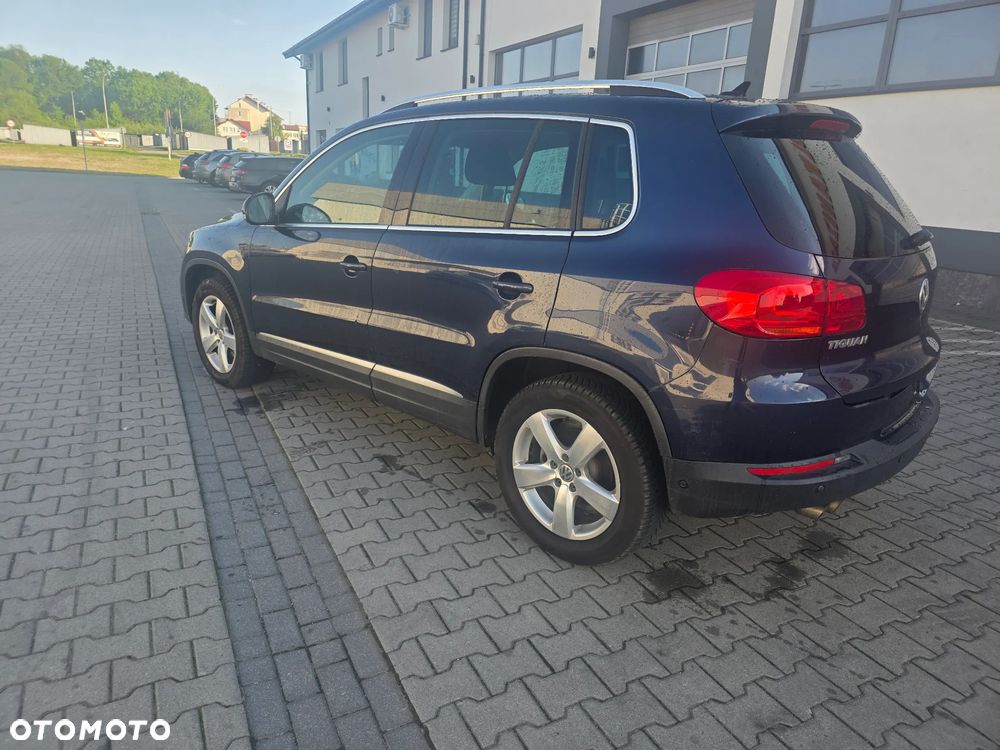 Volkswagen Tiguan 2.0 TDI DPF 4Motion BlueMotion Technology Exclusive - 8