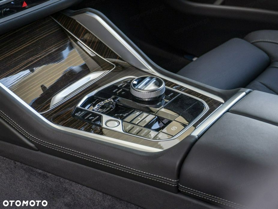 BMW X6 xDrive40d mHEV sport - 16