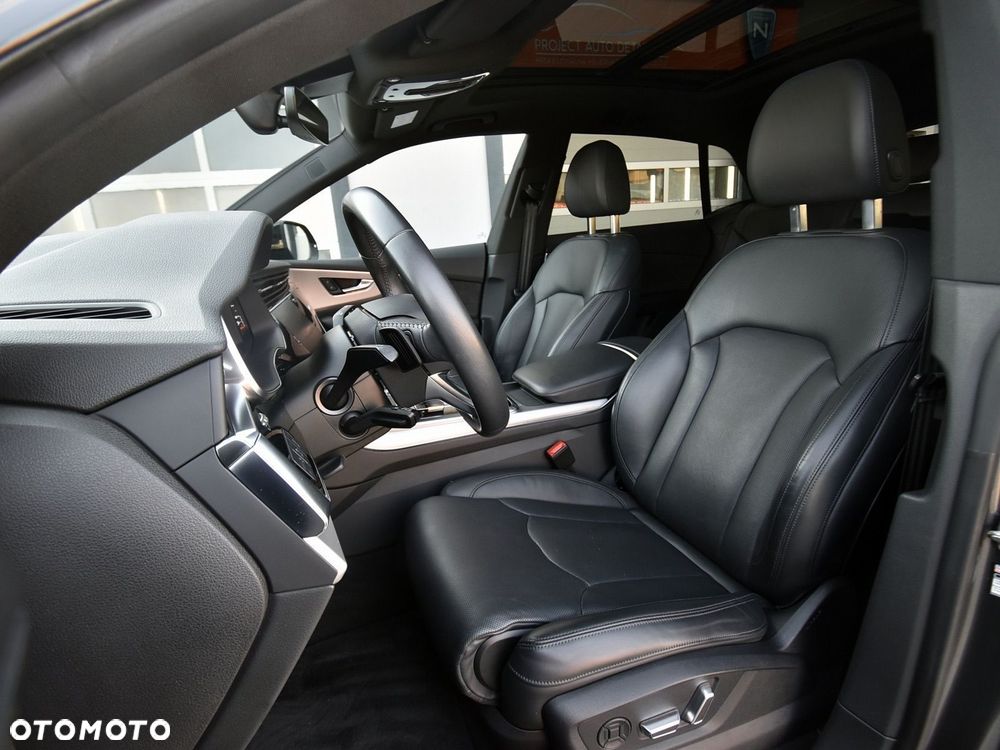 Audi Q8 - 28
